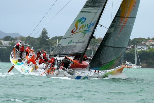 Sanya gets into her work on the way back up the Waitemata - Volvo Ocean Race Auckland - Start March 18,2012 © Richard Gladwell www.photosport.co.nz
